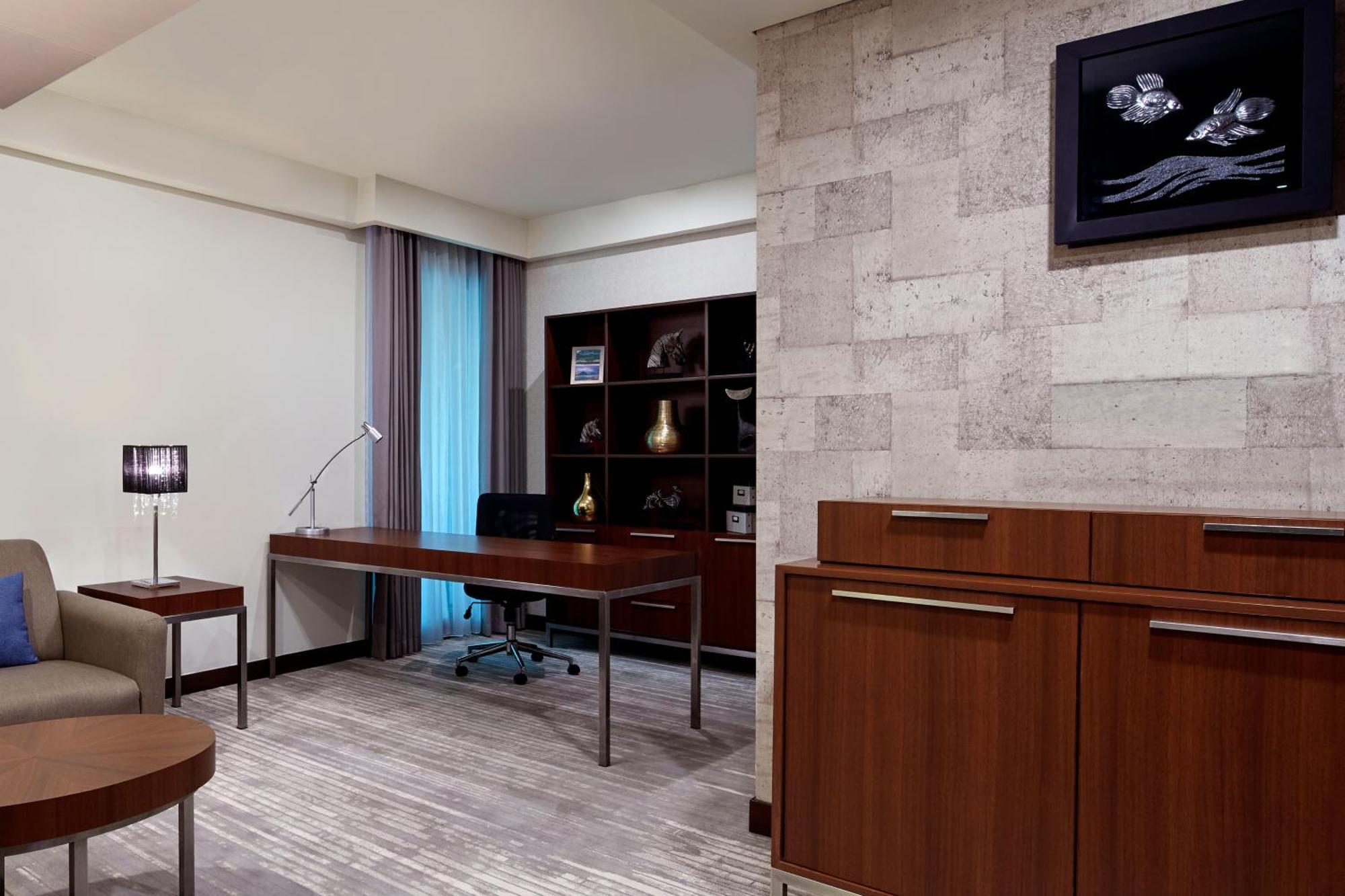 Courtyard By Marriott Bandung Dago Hotel Exterior foto
