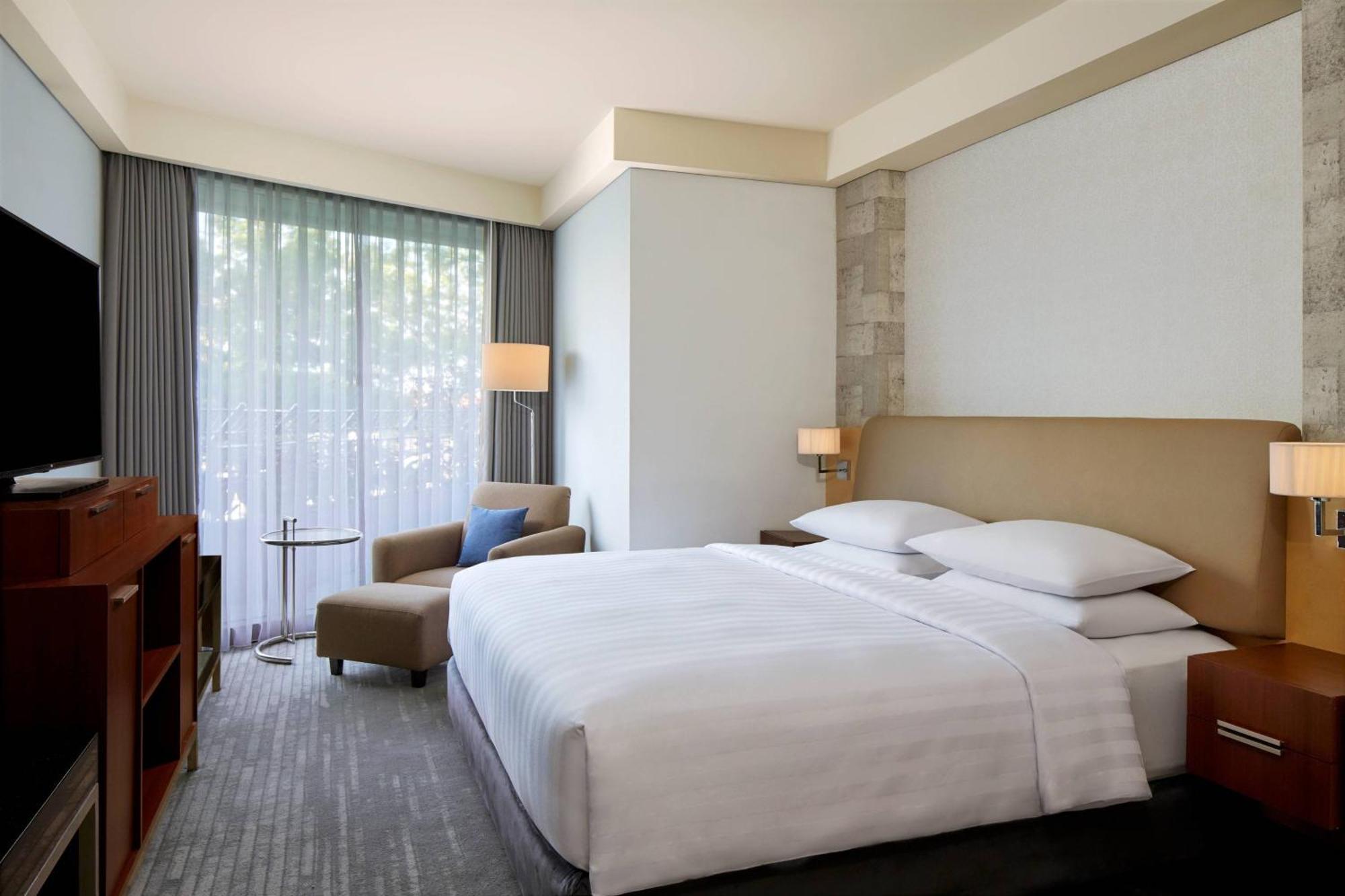 Courtyard By Marriott Bandung Dago Hotel Exterior foto