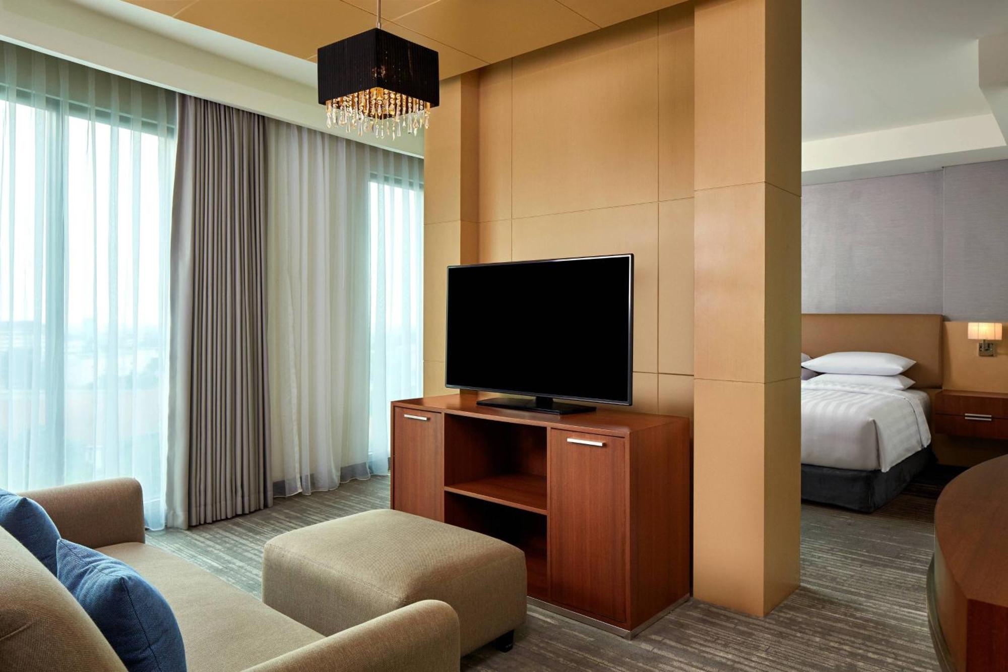 Courtyard By Marriott Bandung Dago Hotel Exterior foto