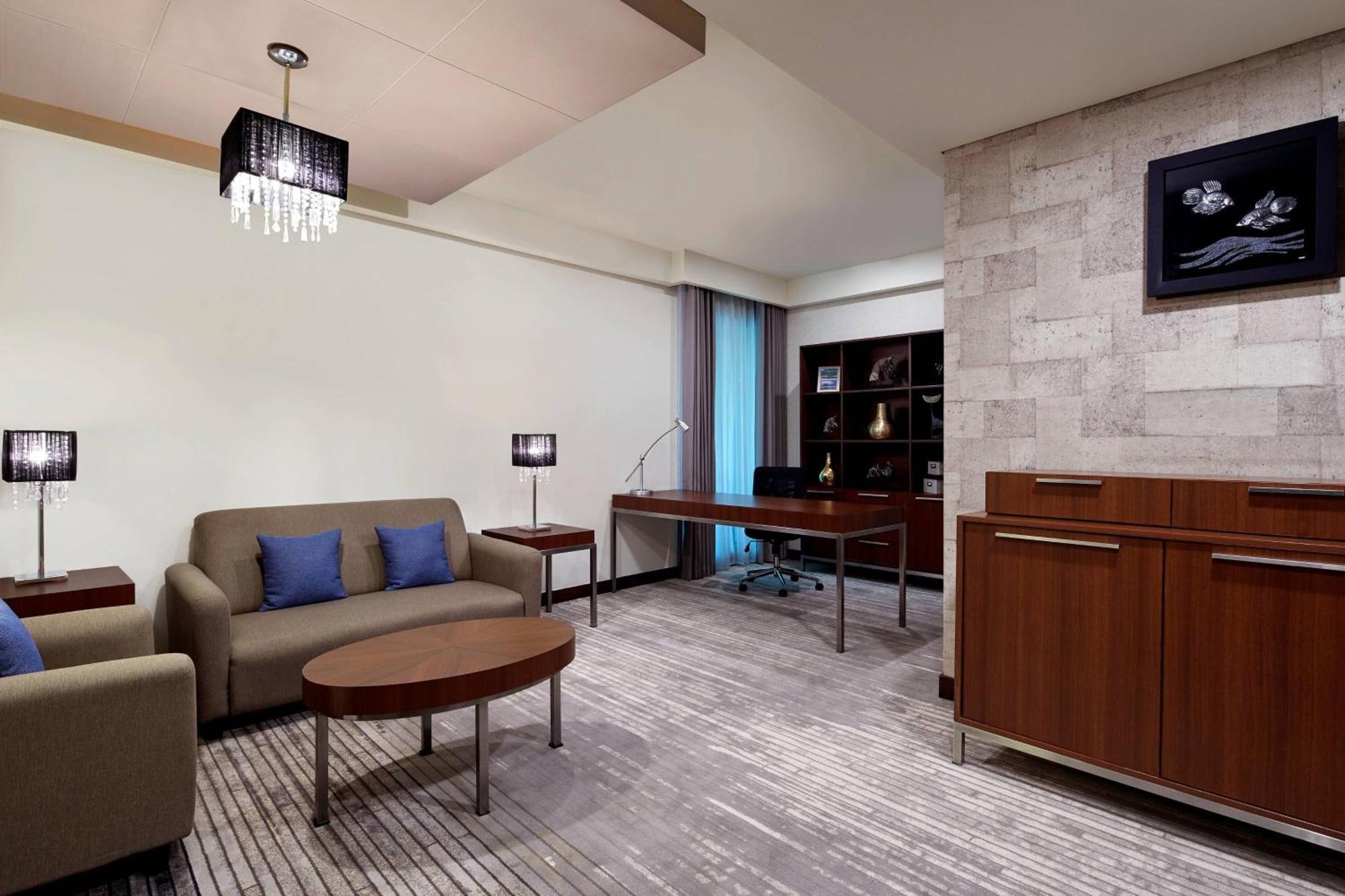Courtyard By Marriott Bandung Dago Hotel Exterior foto