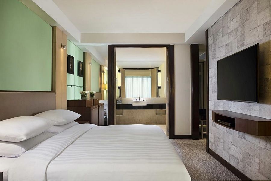 Courtyard By Marriott Bandung Dago Hotel Exterior foto